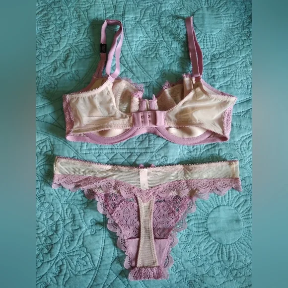 VS Dream Angels Lace Sheer Thong NWOT Size Small - Picture 5 of 5